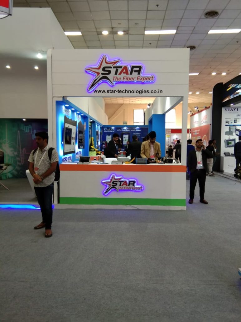 luxury trade show booth setup and design company
modular and portable trade show booth designers
trade show booth installation and dismantling experts
innovative trade show display solutions for global events